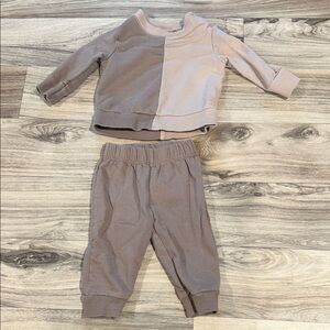 Carter's Beige Baby set